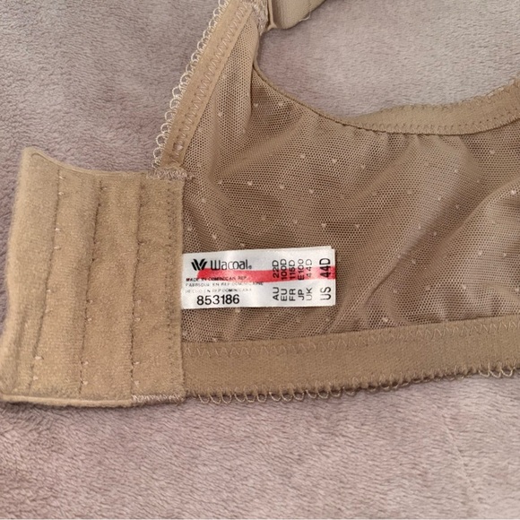 Wacoal lace bra size 44D - Picture 8 of 9